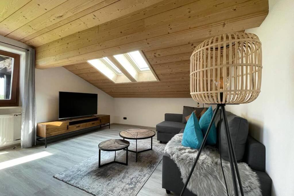 Gemuetliche Ferienwohnung Im Dg Am Tegernsee - Bergblick, Ruhe & Ganz Viel Platz บาดวิสเซ ภายนอก รูปภาพ
